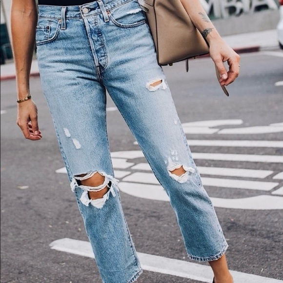 Levi’s Premium Wedgie Cotton Button Fly High Rise Distressed Jeans - Picture 2 of 12